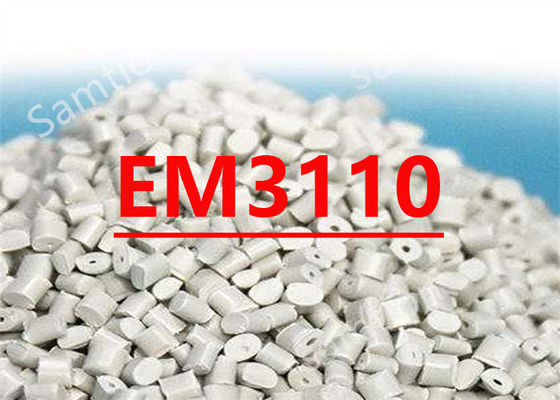 S-Plastic  EM3110 Intérieurs automobiles. Optimise le débit / la capacité de traitement pour des utilisations rentables de conception de parois plus fines.