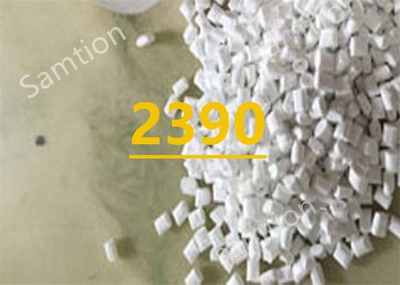 S-Plastic Xenoy 2390 30% alliage PET+PC renforcé de filaments de verre à haute rigidité.